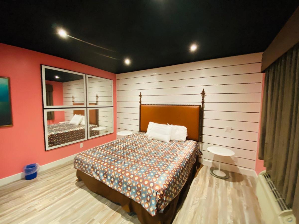 Casa Valentine Inn - Los Angeles Exterior photo